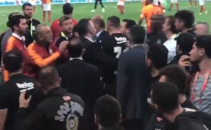 O Tartışmanın Sırrı Çözüldü! Burak Yılmaz Ve Levent Şahin...