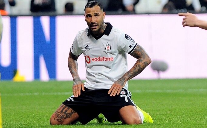 Beşiktaş'ta 8 Yıldız Sezon Sonunda Yolcu!