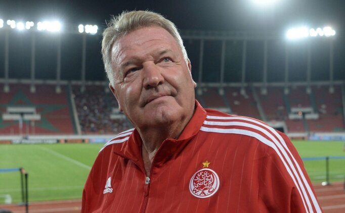 Beşiktaş'ta John Benjamin Toshack Sürprizi!