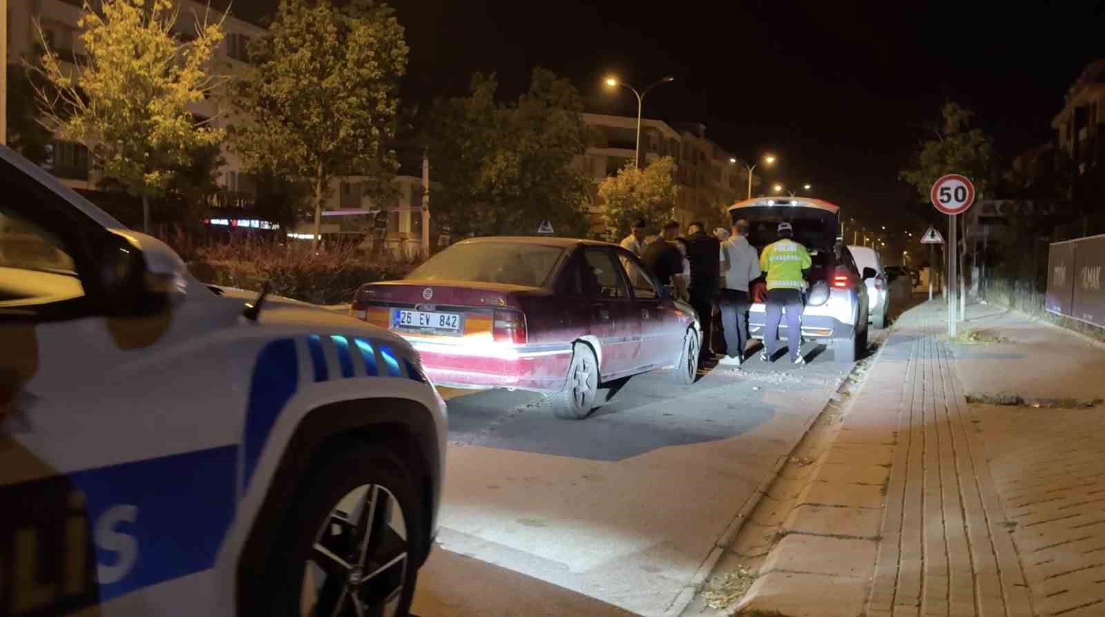 eskisehir-de-alkollu-surucu-denetime-takildi-25-bin-tl-ceza-kesildi