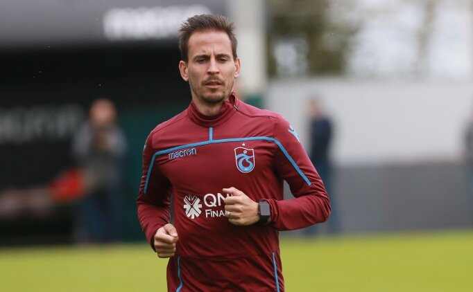 Trabzonspor'da Pereira Takımdan Ayrı Çalıştı