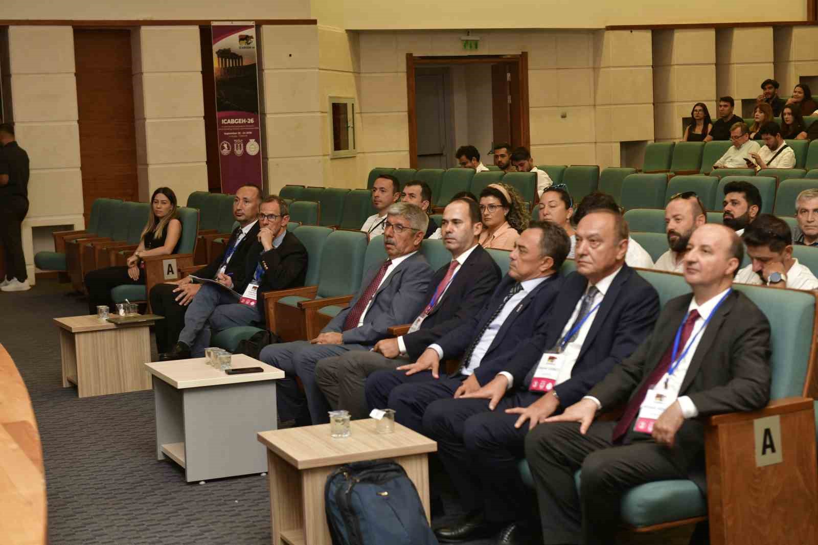 msku-hayvancilik-ve-veteriner-bilimlerinin-uzmanlarini-agirliyor