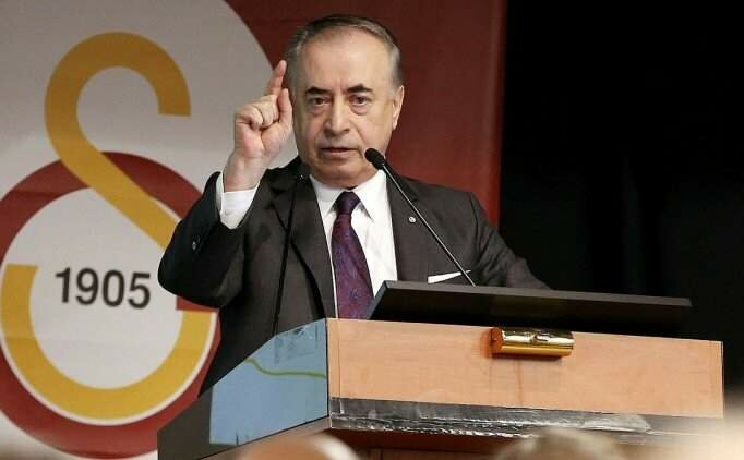 Galatasaray'da Önce Iki Kupa, Sonra Seçim!