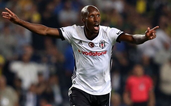 Beşiktaş, Atiba Ile 1 Yıl Daha 'devam' Dedi!