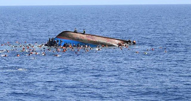Akdeniz'de Göçmenleri Taşıyan Tekne Alabora Oldu: En Az 70 Kişi Hayatını Kaybetti