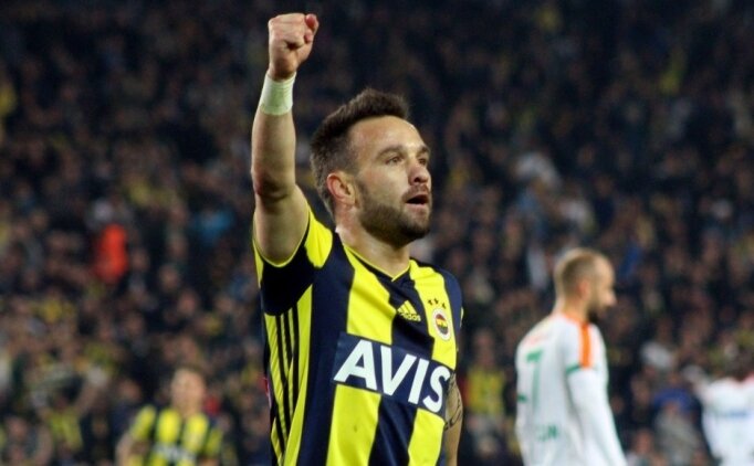 Valbuena Yine Mest Etti!