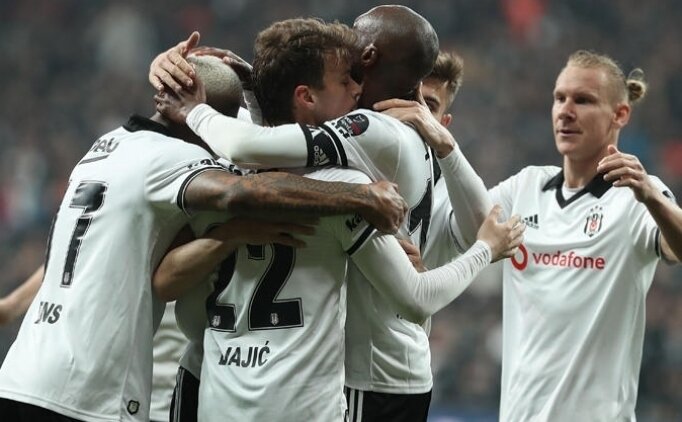 İşte Beşiktaş'ın Ilk 11'i!