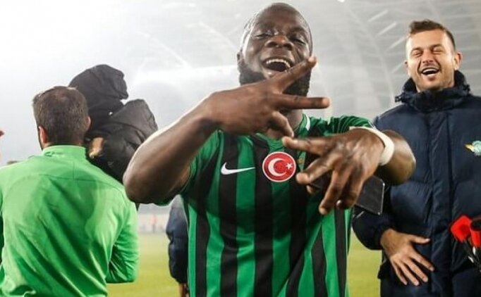 Elvis Manu'dan Trabzonspor'a Yeşil Işık