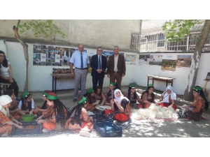 Malatya’da İlkokul Öğrencilerinden Sergi