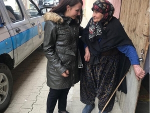 Başkan Tekin’den Yaşlılara İftar Ve Sahur Yemeği