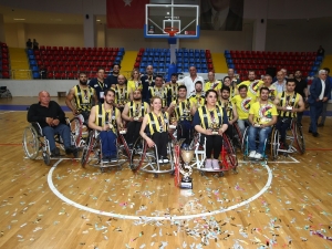 1907 Fenerbahçe Engelli Yıldızlar Şampiyon