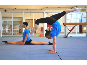 Dünya Şampiyonu Ayşe Begüm Onbaşı Şimdi De Avrupa’yı Gözüne Kestirdi