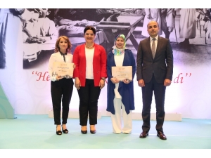 Samsun’da Yılın Ebe Ve Hemşiresine Sağlık Bakanlığı’ndan Teşekkür Belgesi