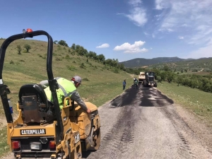 Şaphane’de Köy Yolu Çalışmaları