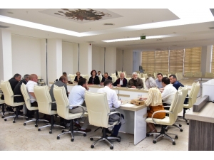 Başkan Şahin, Muhtarlarla Bir Araya Geldi