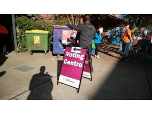 Avustralya’da Erken Oy Kullanma Süreci Devam Ediyor