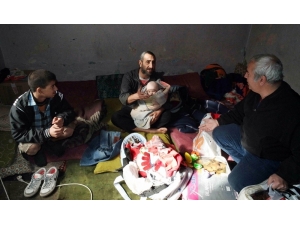 Diyarbakır’ın Dermanbabası Ramazan Ayında Da ‘Derman’ Olmaya Devam Ediyor