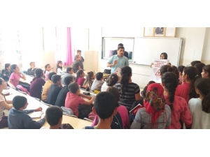 Orataköy’de Vatandaşlar Kene Konusunda Bilgilendirildi