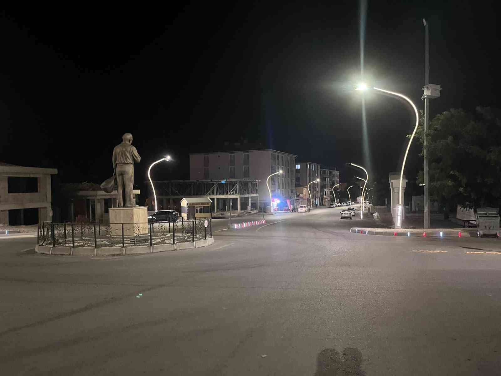 kirsehir-de-3-4-buyuklugunde-deprem