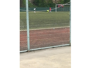 Penaltı Atışları Sırasında Bağcıkları Çözülen Kalecinin Yardımına Hakem Koştu