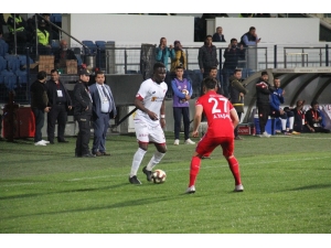 Elazığspor’da 3 Yabancı Gönderildi