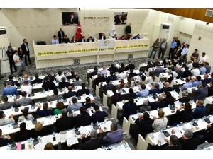 İzmir’in Borcu 3 Milyar 63 Milyon Tl