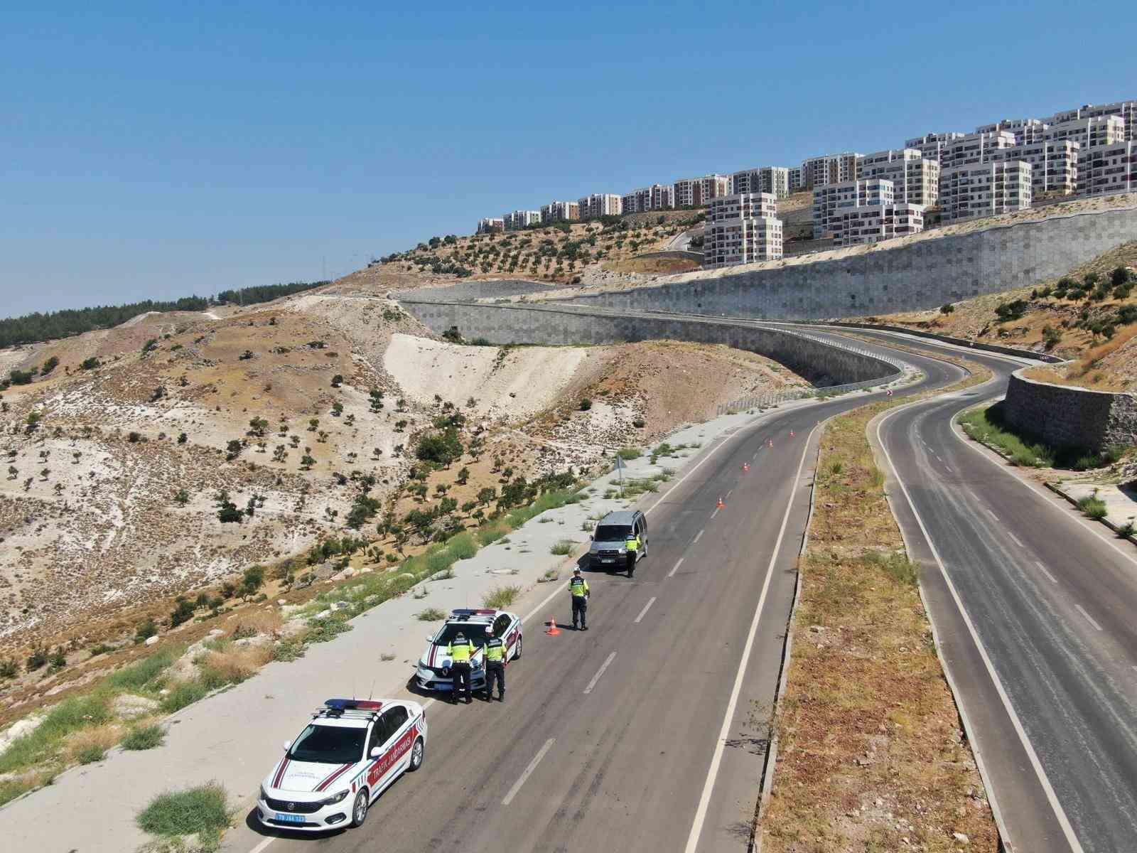 kilis-te-drone-destekli-trafik-denetimi