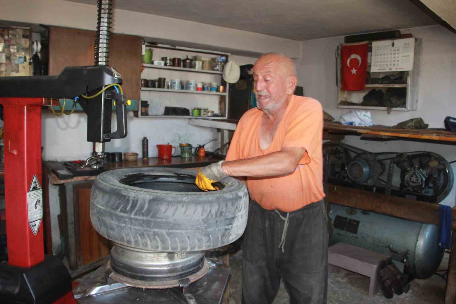 meslege-55-yilini-verdi-simdi-cirak-ariyor
