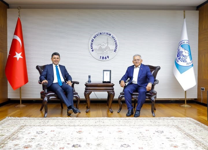 baskan-buyukkilic-bakan-yardimcisi-boyraz-i-agirladi