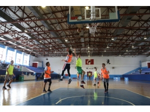 19 Mayısa Özel Basketbol Turnuvası