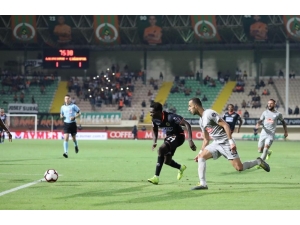 Spor Toto Süper Lig: Aytemiz Alanyaspor: 1 - Çaykur Rizespor: 1 (Maç Sonucu)