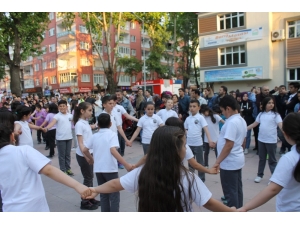 19 Ülkede Eş Zamanlı Atabarı Oyunu Sergilendi