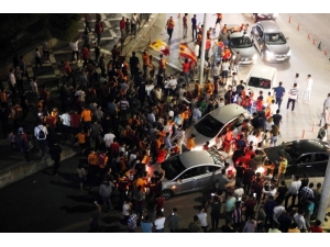 Şanlıurfa’da Galatasaraylı Taraftarın Şampiyonluk Sevinci