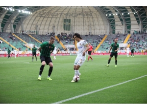 Emre Demir, Ligin En Genç Oyuncusu Oldu