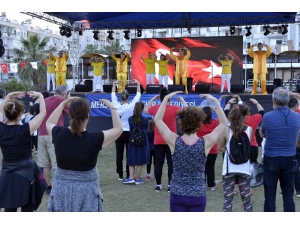 Mersin’de 19 Mayıs Kutlamaları Renkli Görüntülere Sahne Oldu