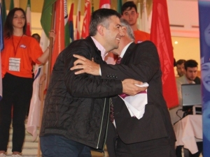 Isf Bayrağı Trabzon Yolunda