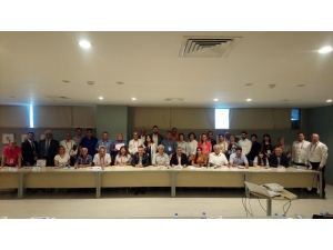 Adana’da Chp’li Belediye Meclis Üyelerine Yerel Yönetim Eğitimi