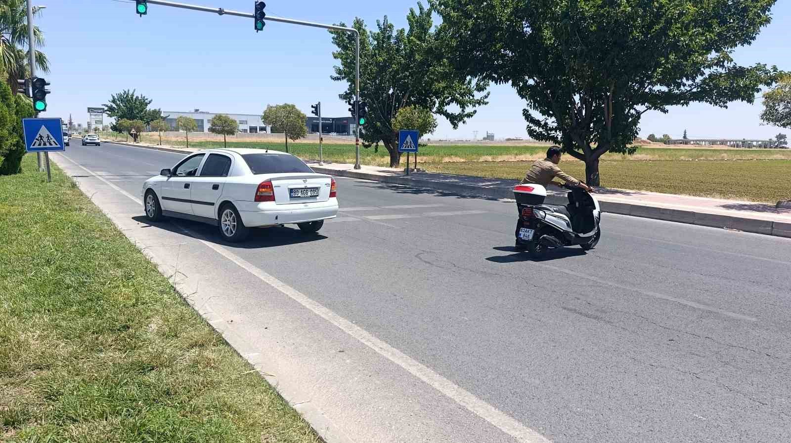 sanliurfa-da-otomobille-motosiklet-carpisti-1-yarali
