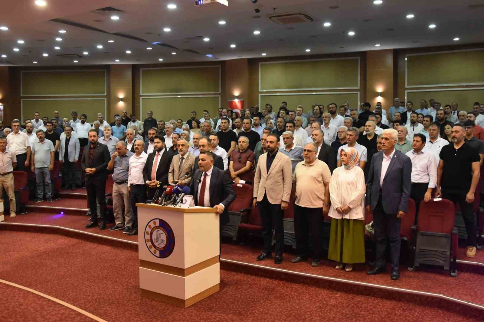sadikoglu-mucbir-sebep-mucadelesinde-deprem-bolgesinin-ortak-sesi-oldu
