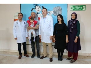 Akciğerine Fıstık Parçası Kaçan Çocuk Sağlığına Kavuştu