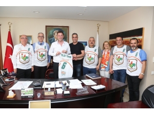 Vefa Tribünü’nden Başkan’a Ziyaret