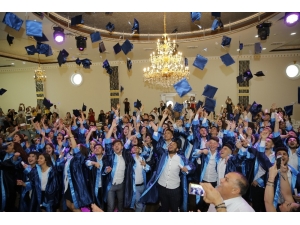 Sağlık Ordusuna Taze Kan