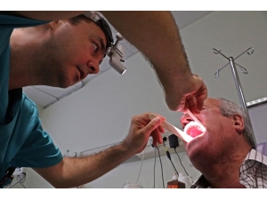 Çok Sevdiği Acı, Dilini Yakınca Kanser Olduğunu Öğrendi