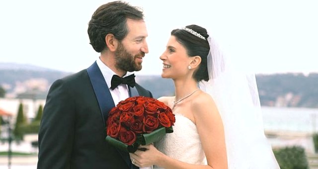 Sosyetenin En Tanınan İsimlerinden Deniz Keskin, Evinde İntihar Etti