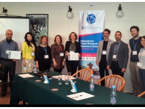 Uluslararası Sosyal Araştırmalar Ve Davranış Bilimleri Sempozyumu Gerçekleşti