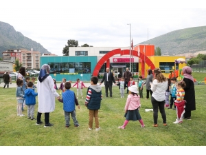 Unutulmaya Yüz Tutmuş Çocuk Oyunlarını Oynadılar