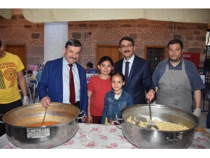 Kaymakam Çaykara Kurşunlu Han’da İncelemede Bulundu