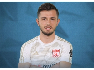 Sivassporlu Emre Kılınç, Sezonu Kapattı