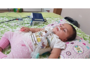 Minik Ülkü Nida Ender Görülen Hastalıkla Mücadele Ediyor