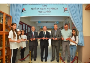 Öğrencilerden 4006 Tübitak Fuarı